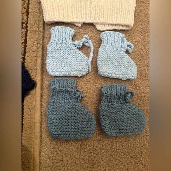 Baby Knit Sweater and Pants Set homemade sizing range from 6-12 months - Picture 6 of 10